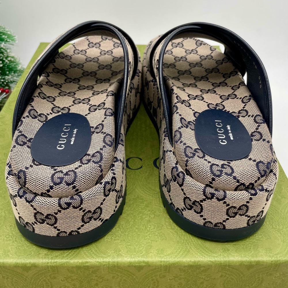 Gucci Beige GG Canvas Platform Slides with Black Trim - Picture 9 of 13